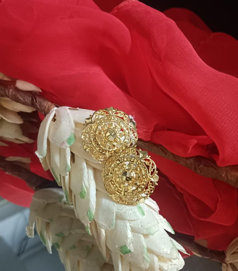 Antique Round Gold Earring