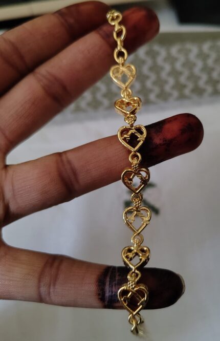 Golden Heart Link Bracelet